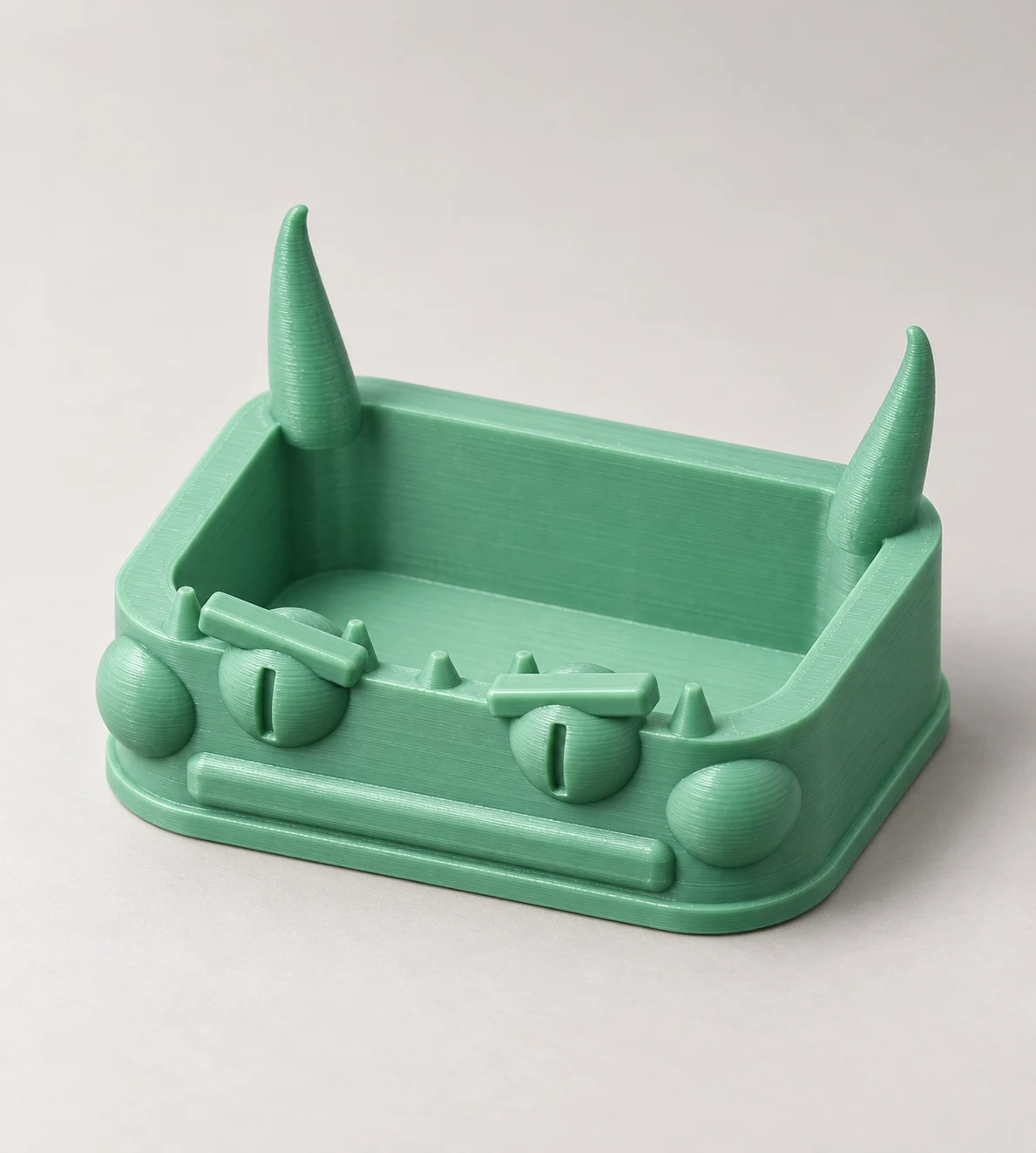 GrinCache Creature Tray