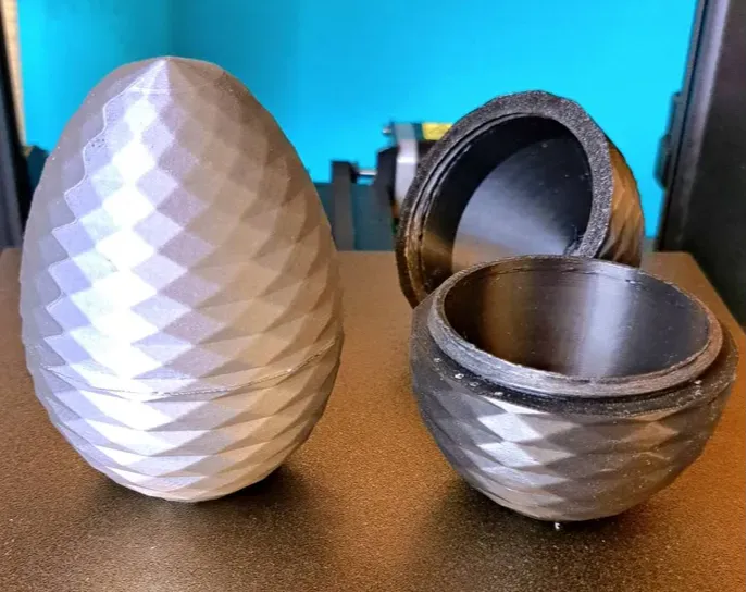 Geometric Twist Egg Capsule — creator reference